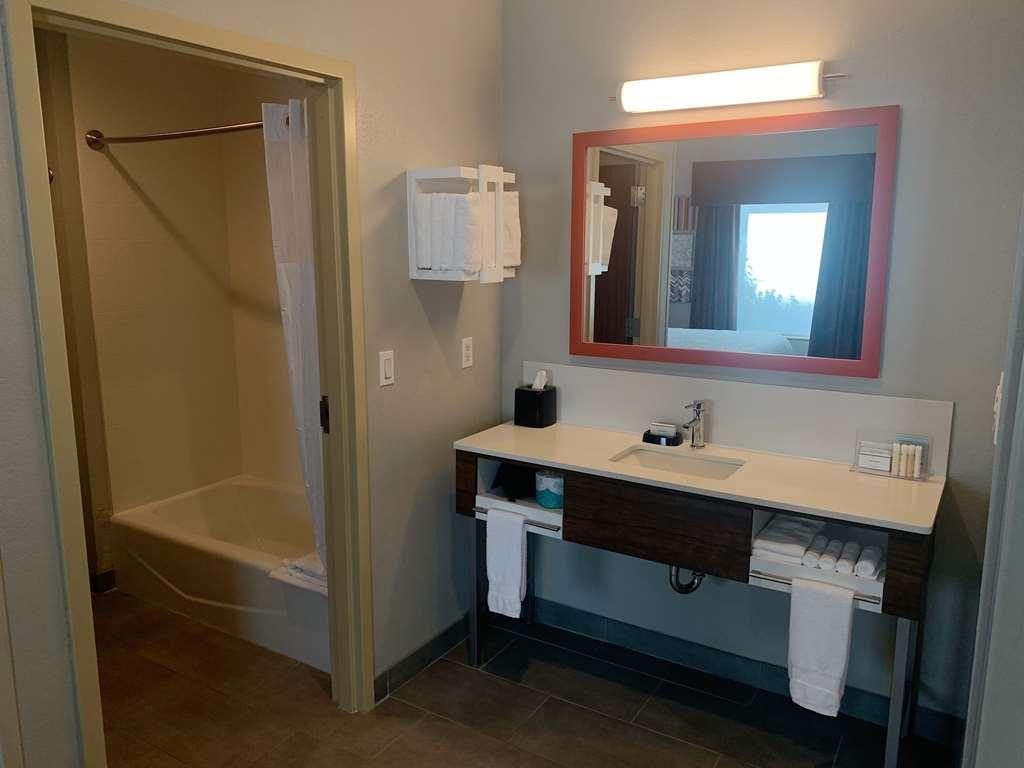 Hampton Inn & Suites Selma-San Antonio/Randolph Afb Room photo